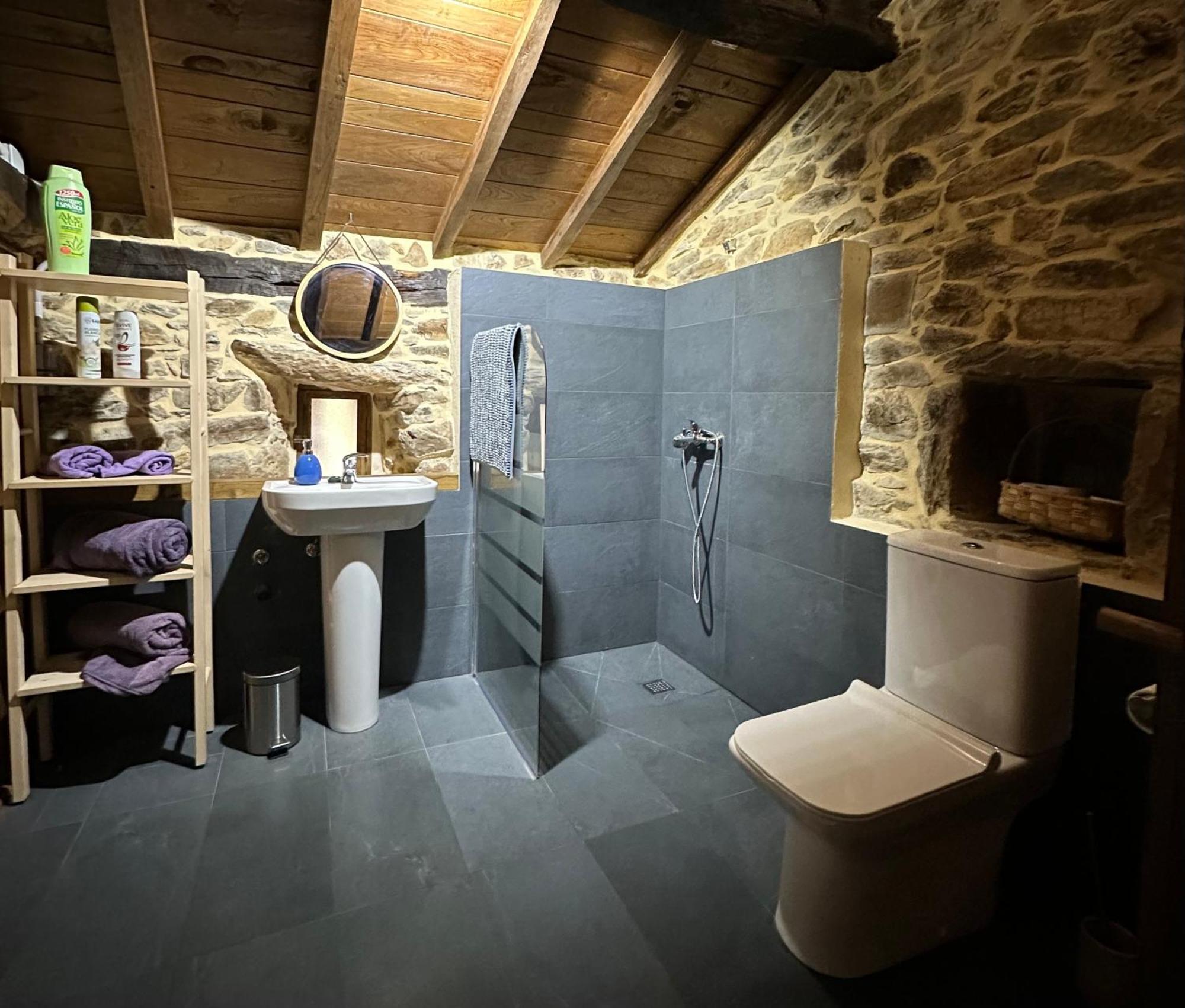 Villa Ca Manin Tineo Esterno foto